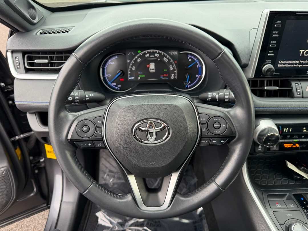 2020 Toyota Rav4 XSE - Image 19