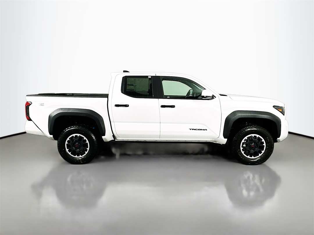 2025 Toyota Tacoma TRD OffRoad - Image 8