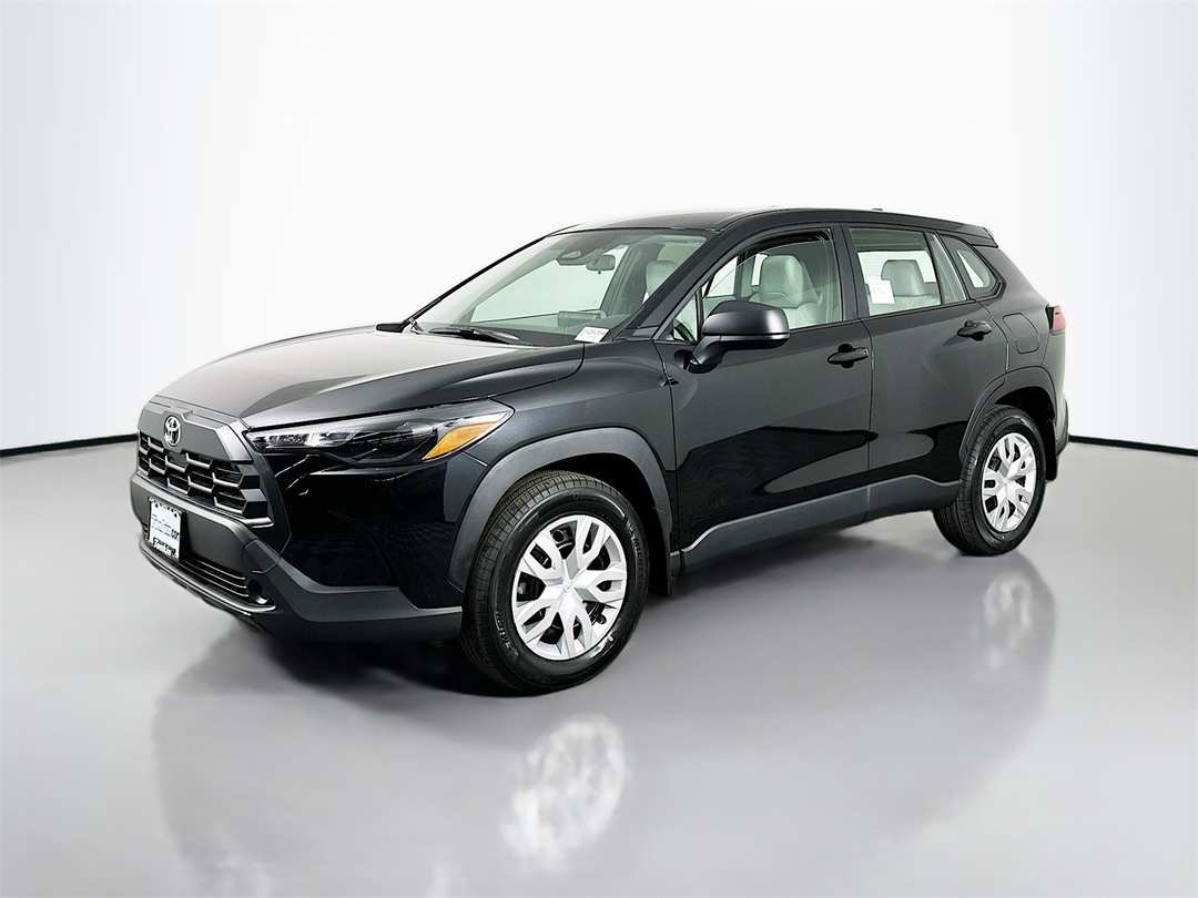 2026 Toyota Corolla Cross L - Image 3