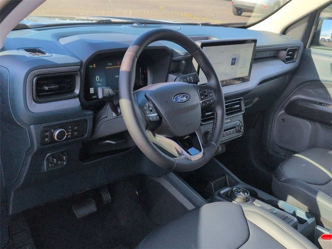 2026 Ford Maverick Lariat - Image 12