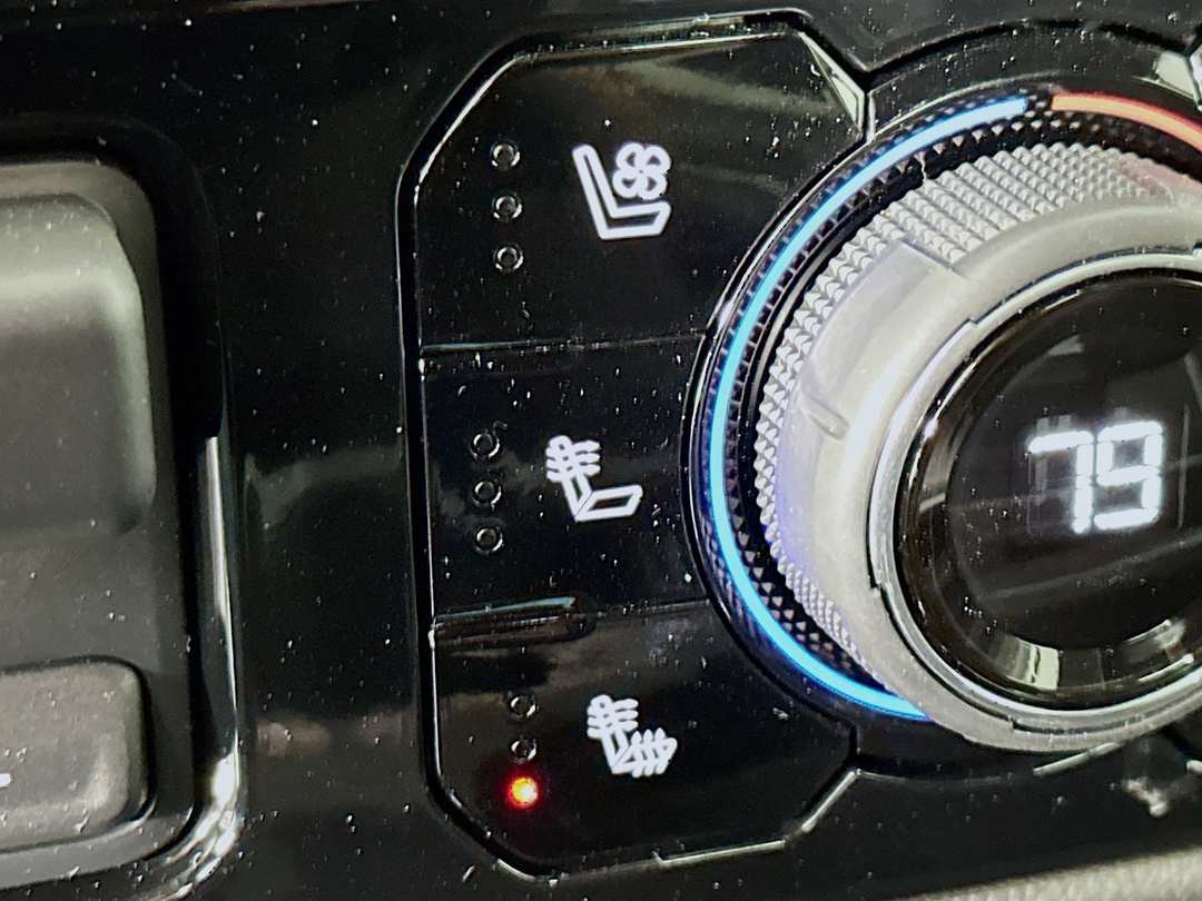 2025 Chevrolet Silverado 2500Hd LTZ - Image 22