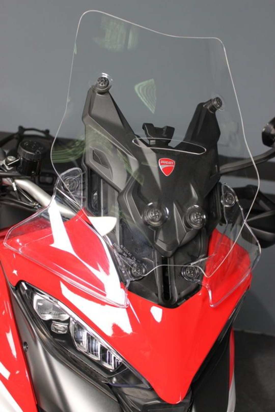 2022 Ducati Multistrada V4 S Travel & Radar Spoked Wheel - Image 7