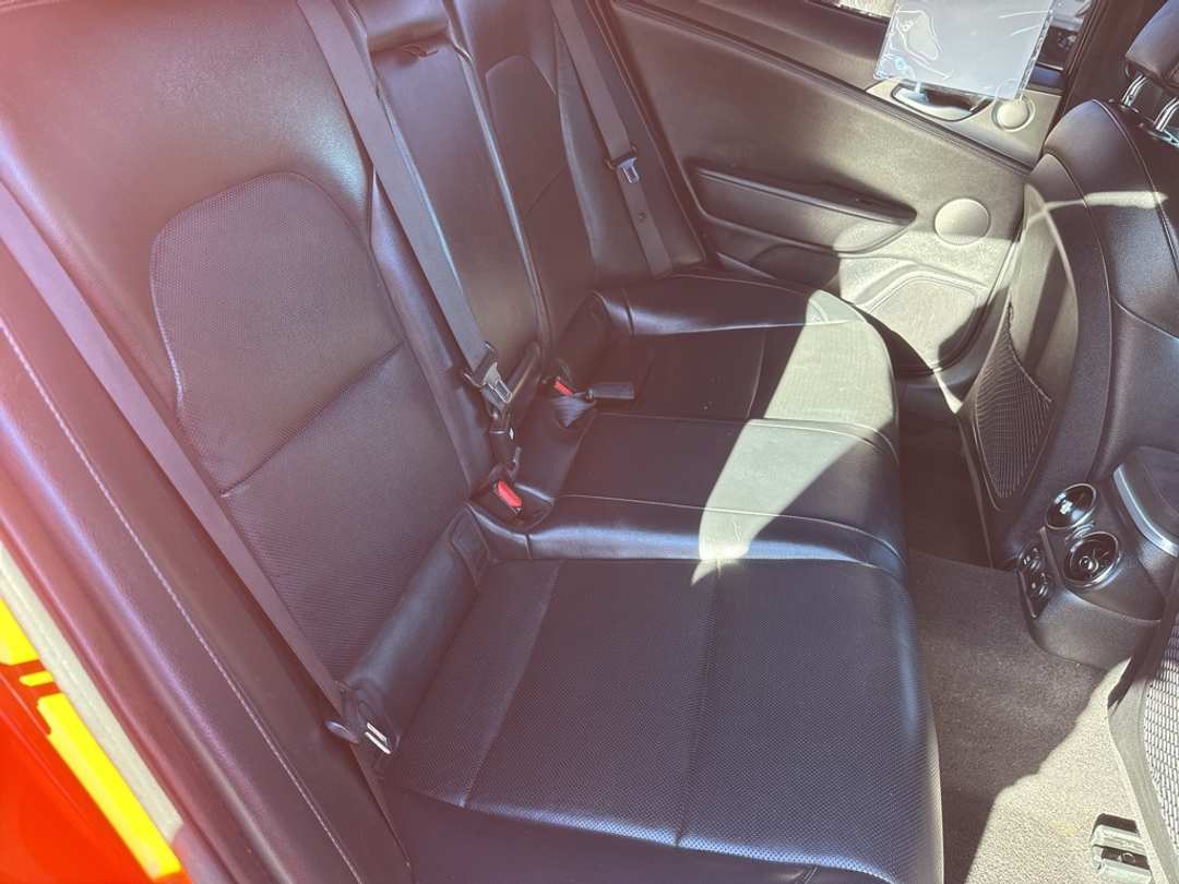 2019 Kia Stinger GTS - Image 21