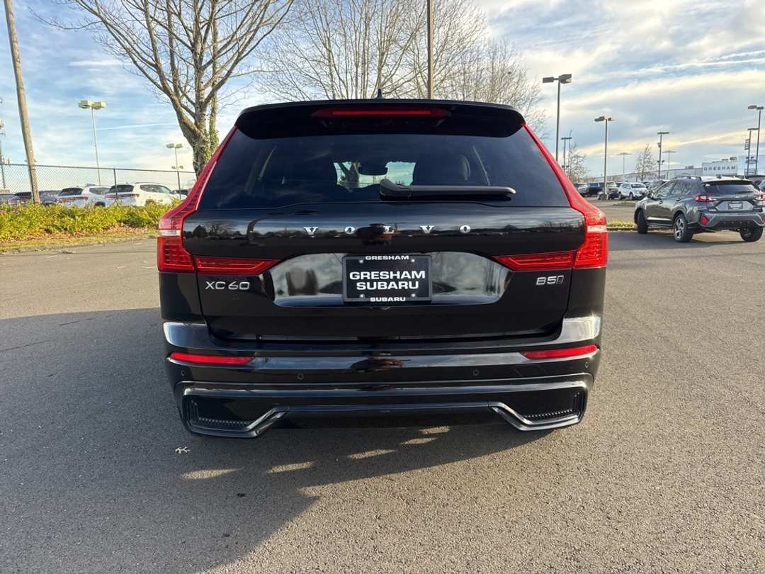 2023 Volvo Xc60 B5 Plus Dark Theme - Image 6