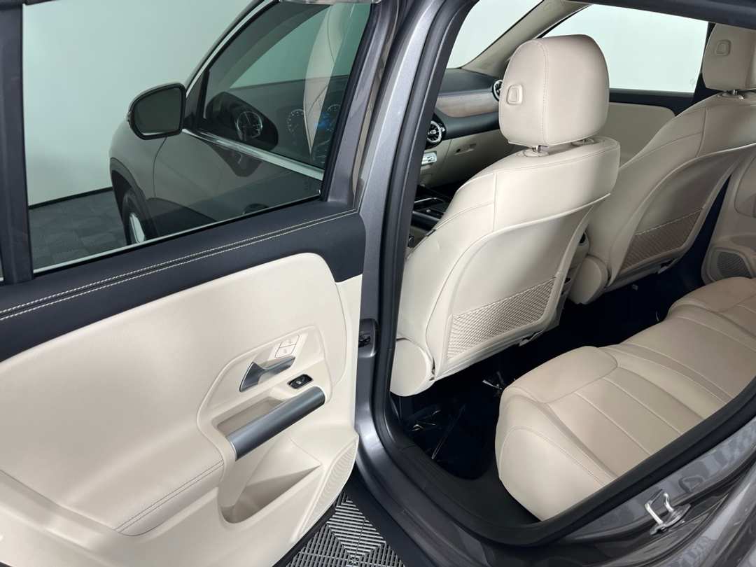 2023 Mercedes-Benz GLA GLA 250 - Image 25