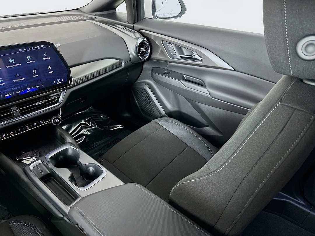 2026 Chevrolet Equinox Ev LT - Image 22