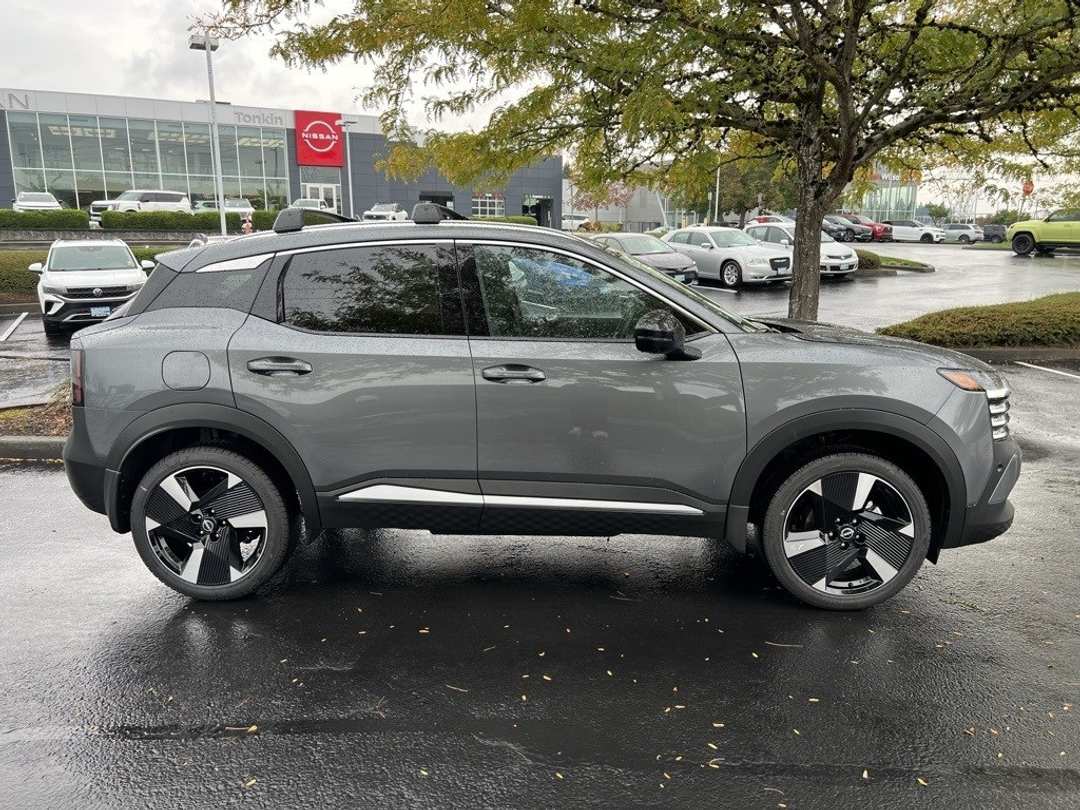 2026 Nissan Kicks SR - Image 7