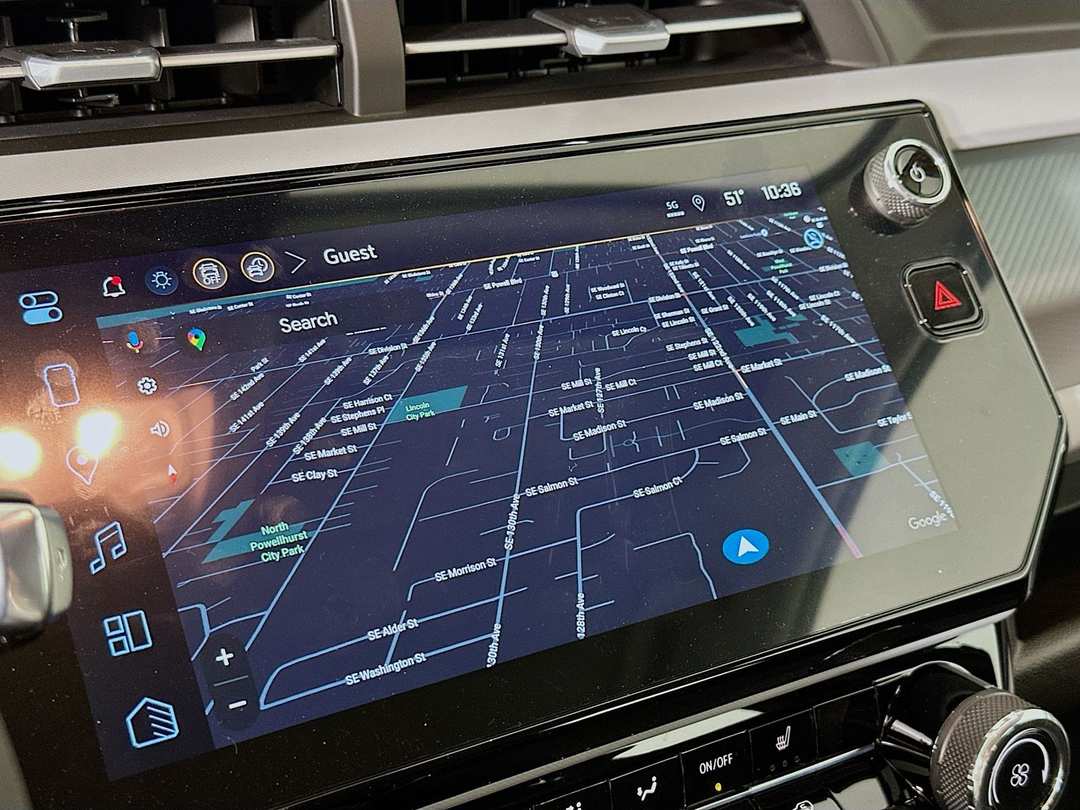 2027 Chevrolet Bolt Ev LT - Image 13