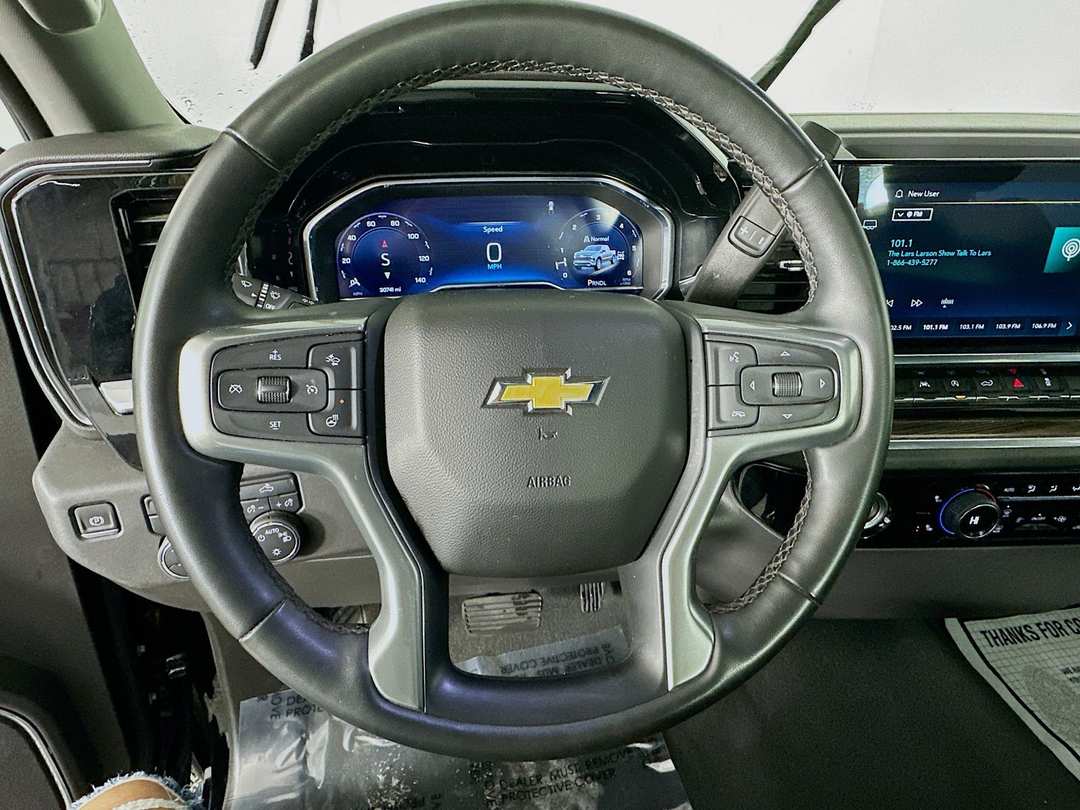 2023 Chevrolet Silverado 1500 LT - Image 12