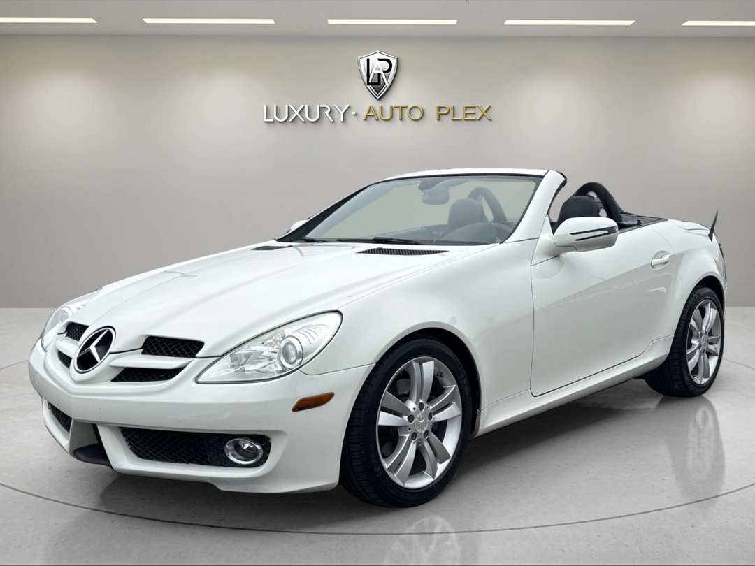 2010 Mercedes-Benz Slk SLK 300 2D LOW MILES - Image 2