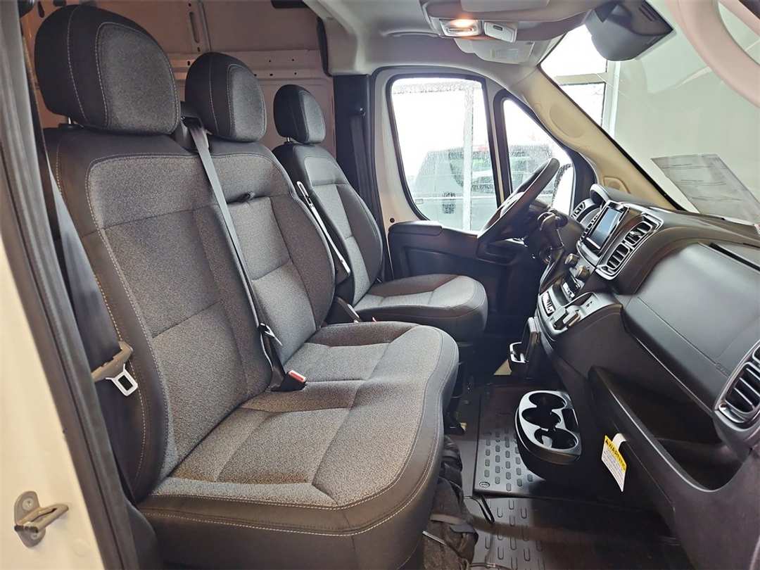 2026 Ram Promaster 2500 High Roof - Image 27