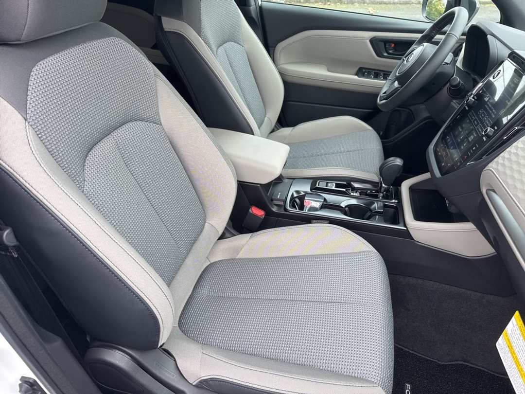 2026 Subaru Forester Premium - Image 28