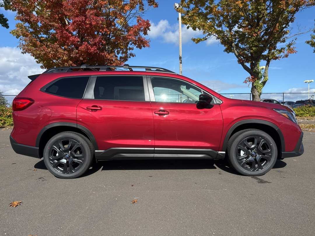 2025 Subaru Ascent Onyx Edition Touring - Image 8