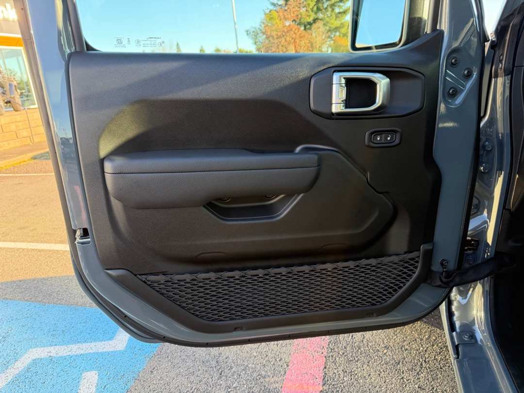 2026 Jeep Wrangler Sport - Image 12