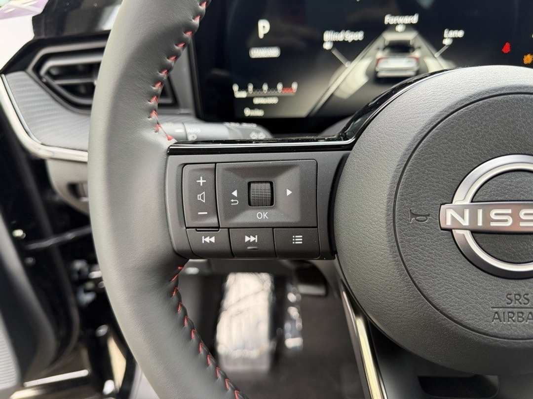 2026 Nissan Kicks SR - Image 19