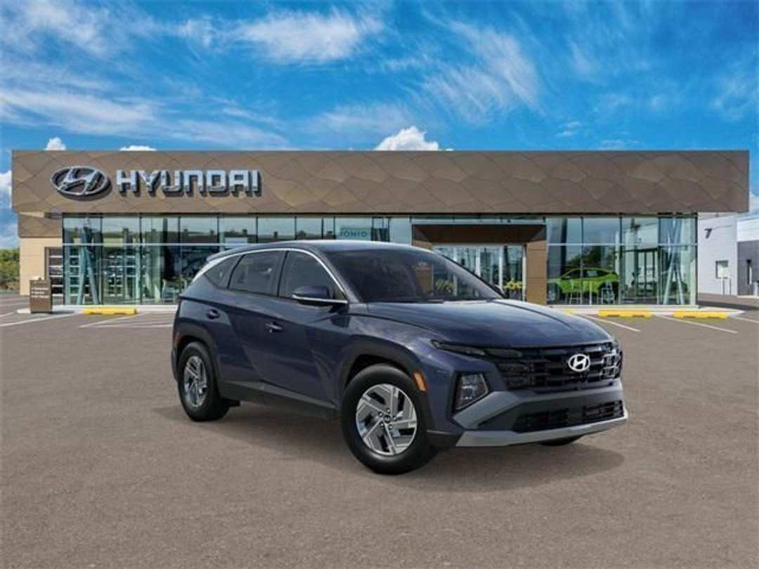 2026 Hyundai Tucson Blue - Image 2