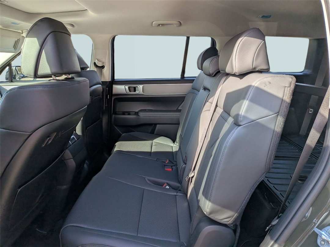 2026 Hyundai Santa Fe XRT - Image 26