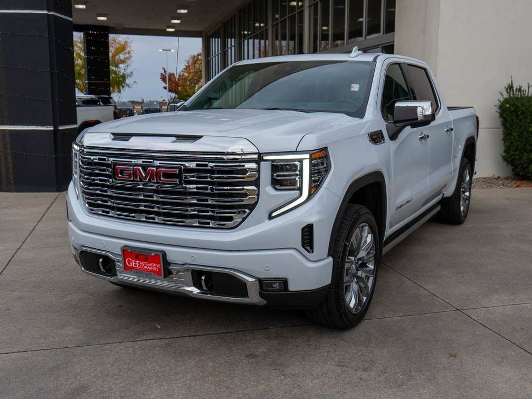 2026 GMC Sierra 1500 Denali - Image 3