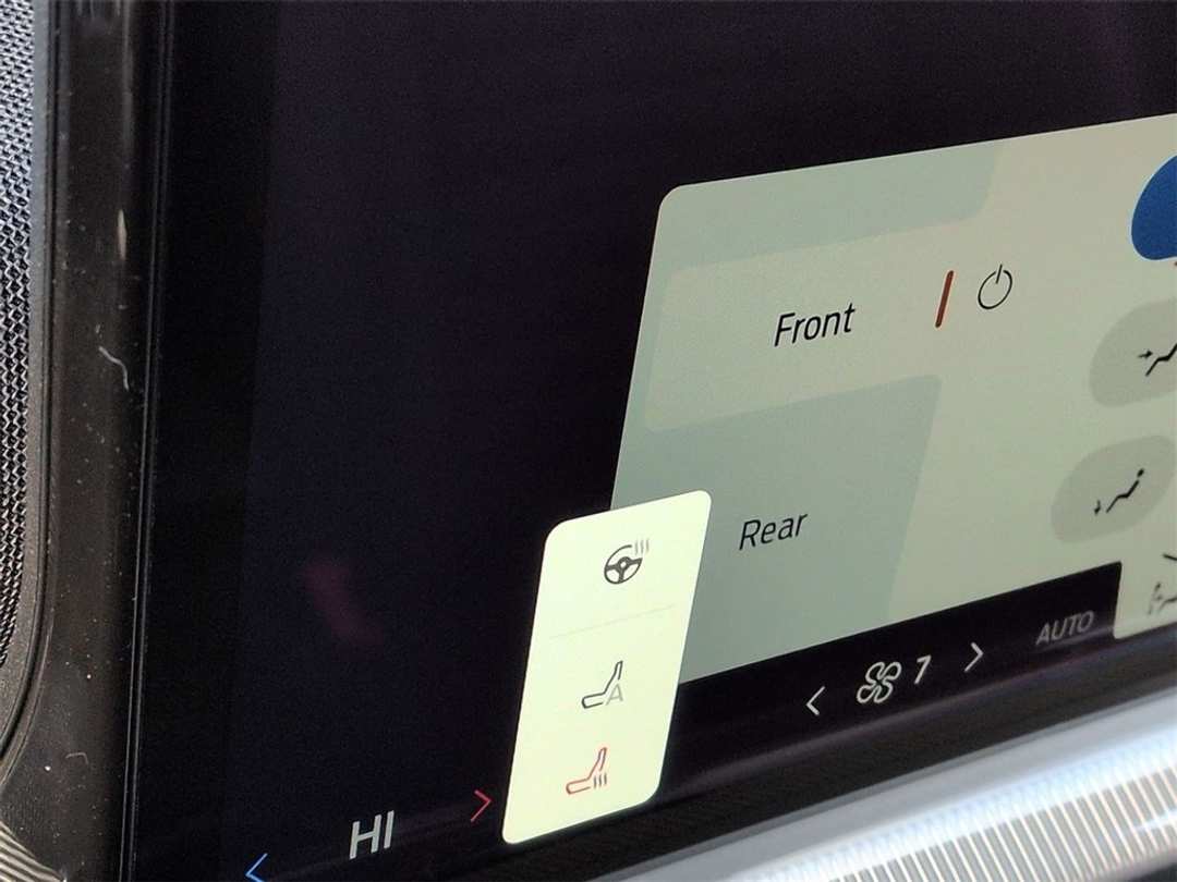 2026 Ford Explorer STLine - Image 21