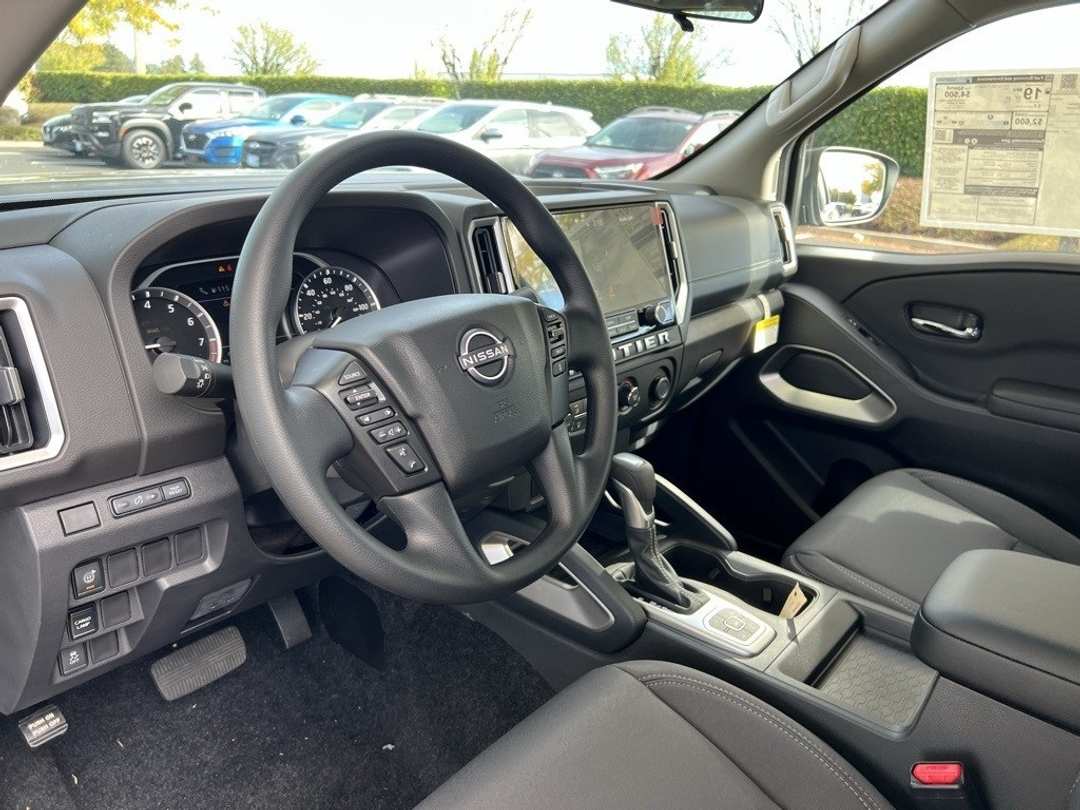 2026 Nissan Frontier SV - Image 14