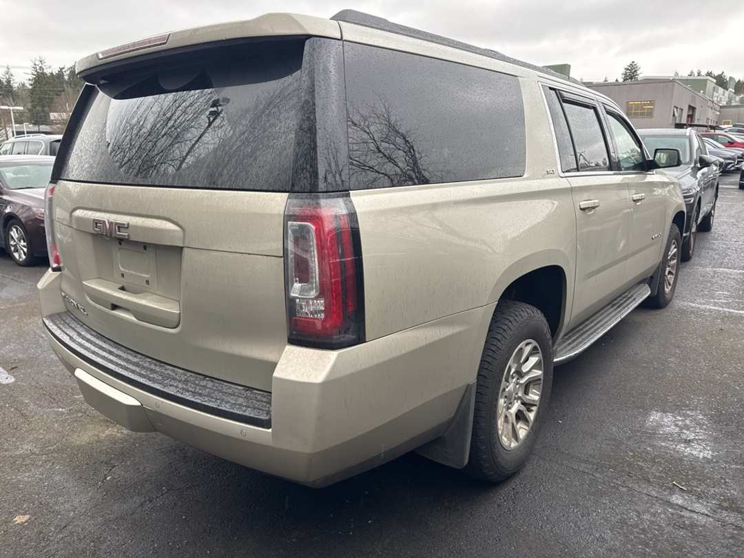 2016 GMC Yukon Xl SLT - Image 3