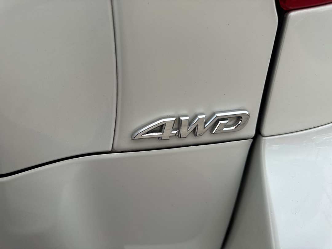 2009 Toyota Rav4 Limited - Image 11