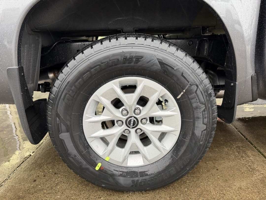 2026 Nissan Frontier S - Image 9