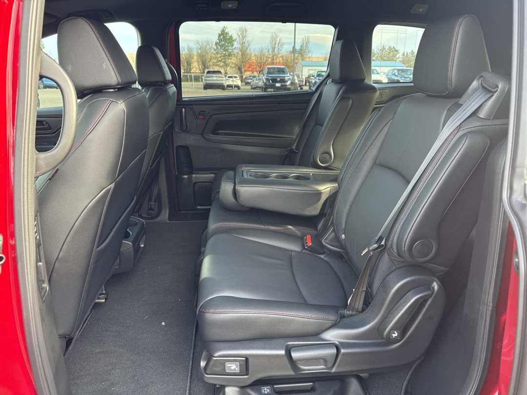 2026 Honda Odyssey SportL - Image 12