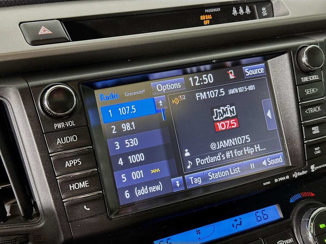 2018 Toyota Rav4 Adventure - Image 15