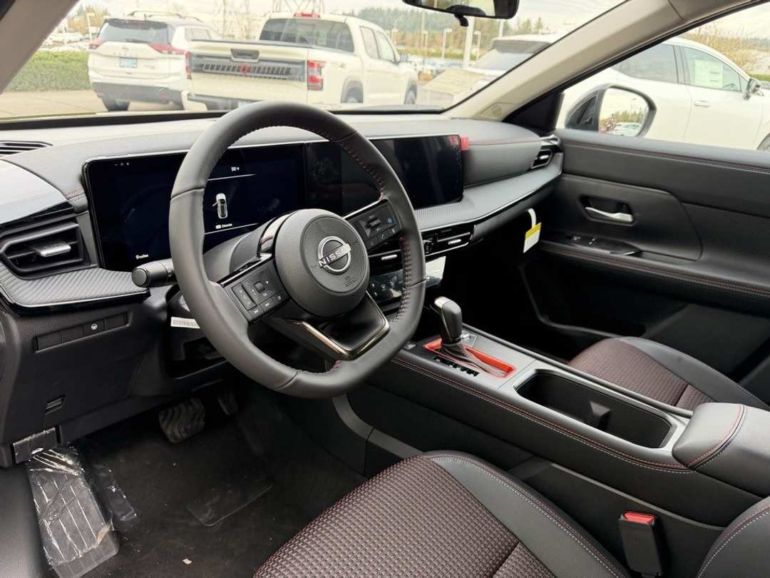 2026 Nissan Kicks SR - Image 18