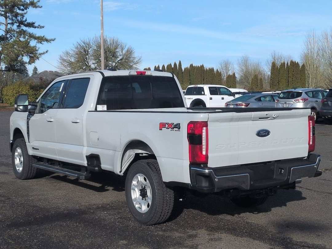 2026 Ford F-250Sd XLT - Image 3