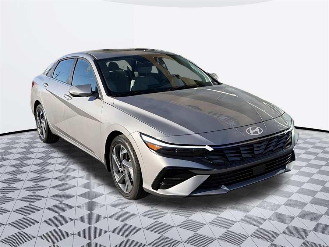 2026 Hyundai Elantra Limited - Image 2