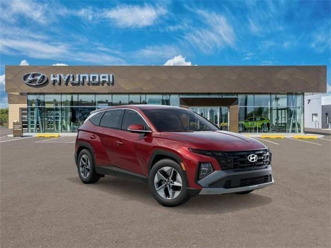 2026 Hyundai Tucson SEL - Image 2