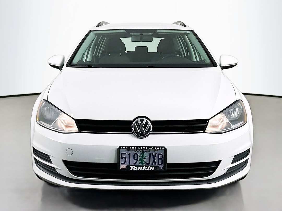 2016 Volkswagen Golf Sportwagen S - Image 2