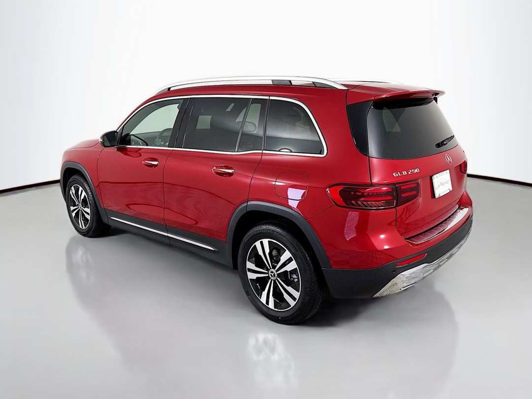 2026 Mercedes-Benz GLB GLB 250 - Image 3