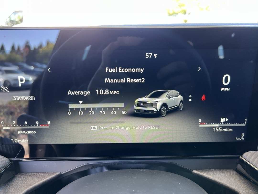 2026 Nissan Kicks SR - Image 17