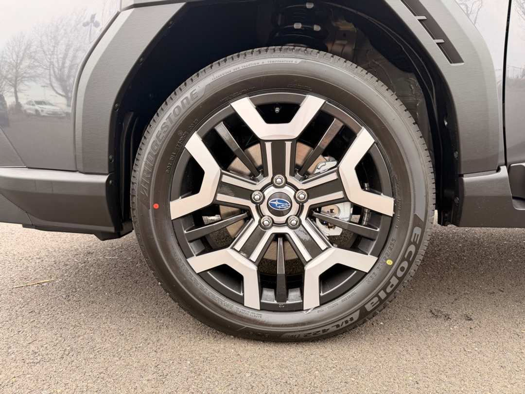 2026 Subaru Outback Touring XT - Image 9