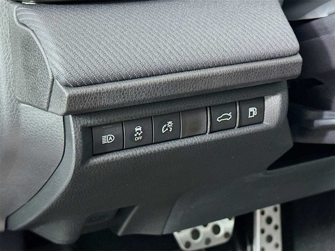 2026 Toyota Camry SE Nightshade - Image 10