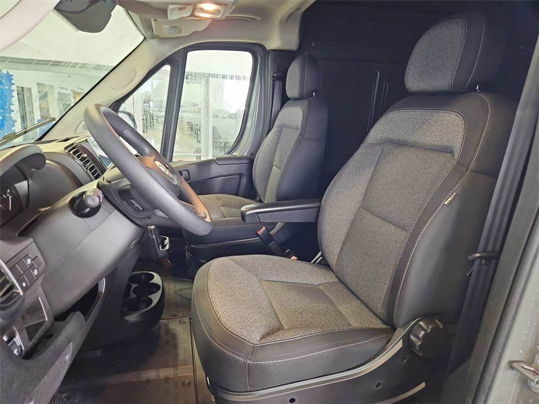 2026 Ram Promaster 2500 High Roof - Image 21