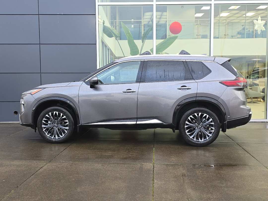 2026 Nissan Rogue Platinum - Image 6