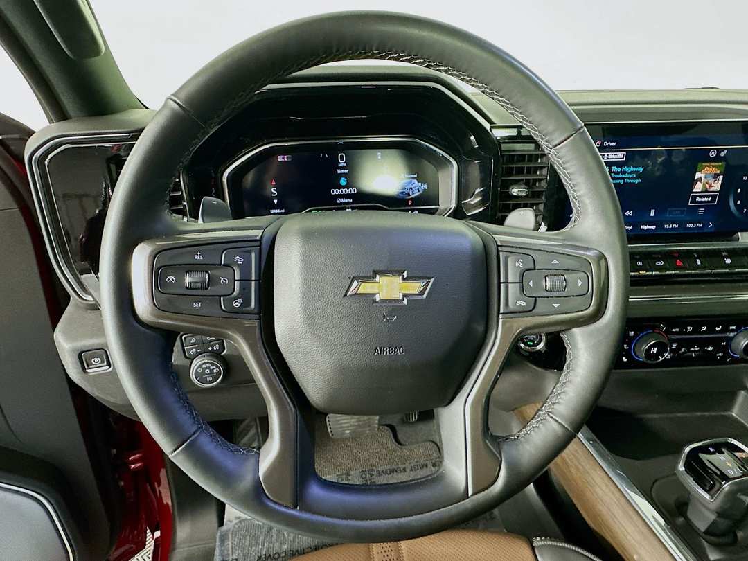 2024 Chevrolet Silverado 1500 High Country - Image 12