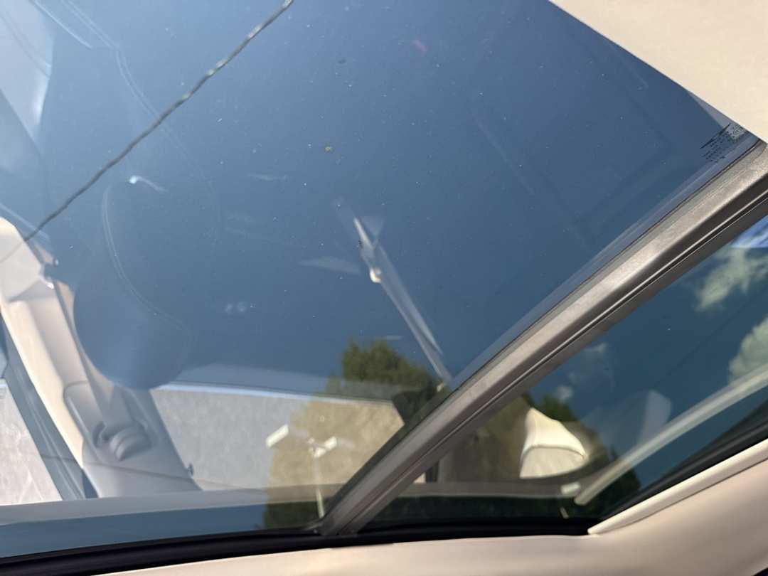 2026 Genesis Electrified Gv70 - Image 28