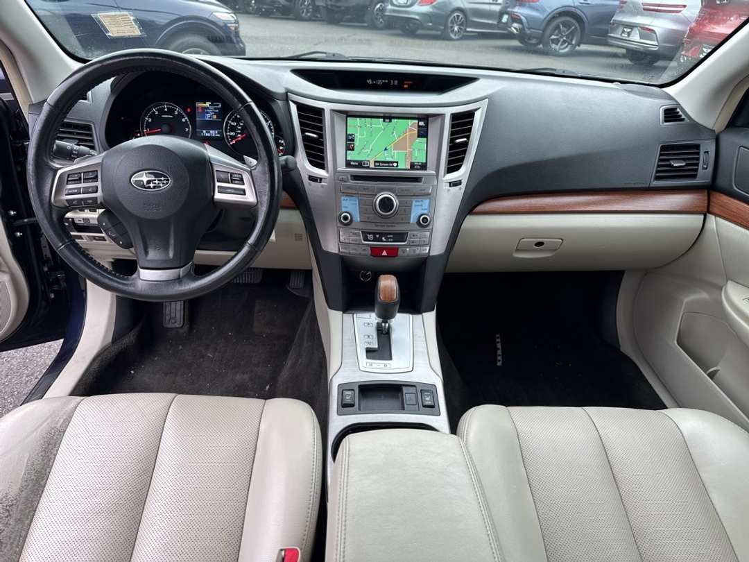 2014 Subaru Outback 3.6R - Image 38