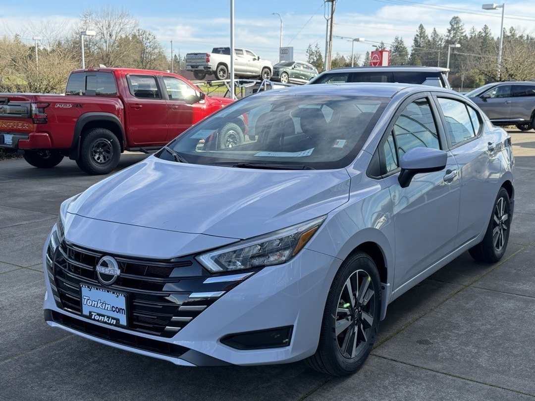 2025 Nissan Versa 1.6 SV - Image 4