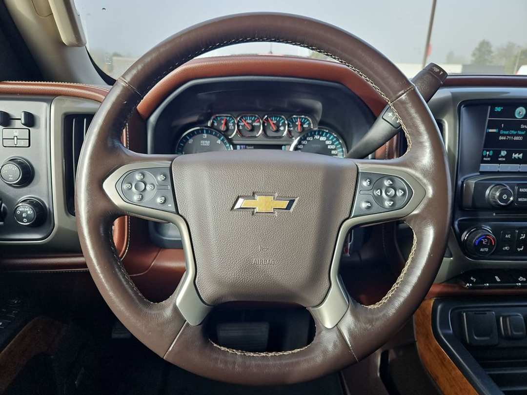 2017 Chevrolet Silverado 1500 High Country - Image 14