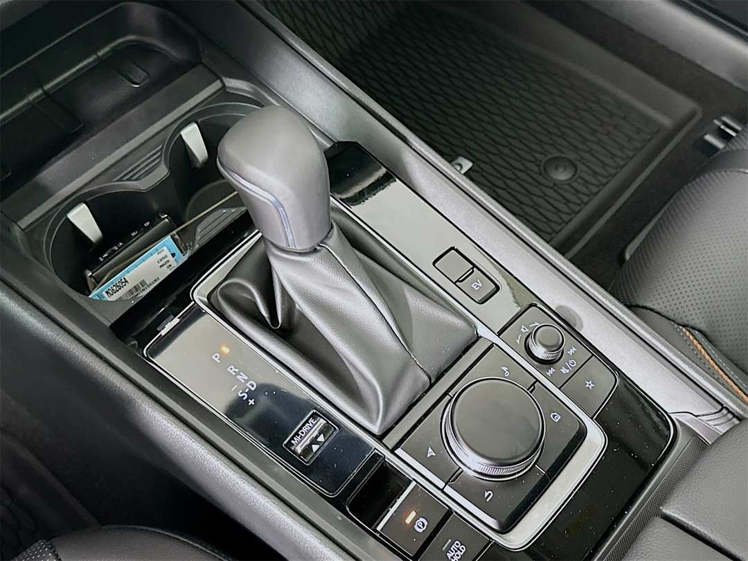 2026 MAZDA Cx-50 Premium - Image 17