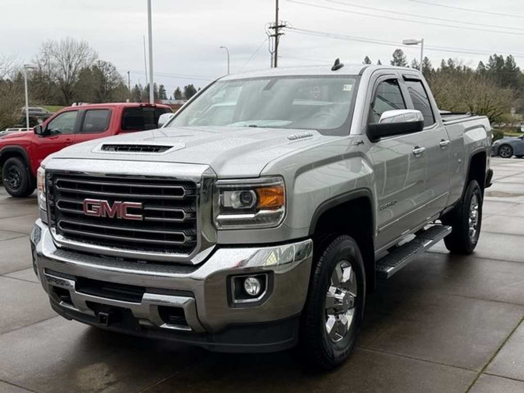 2018 GMC Sierra 2500Hd SLT - Image 3