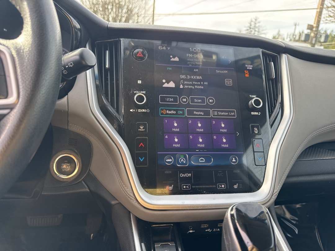 2020 Subaru Outback Premium - Image 22