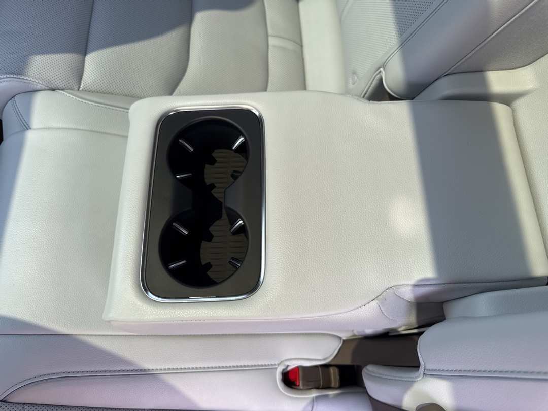 2026 Genesis Electrified Gv70 - Image 45