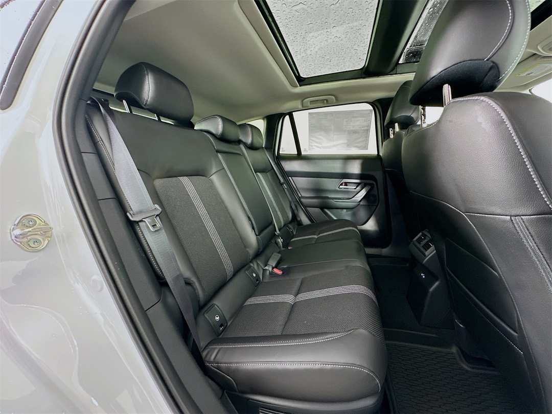 2026 MAZDA Cx-50 Preferred - Image 28